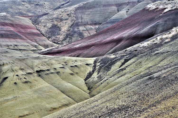 fossil beds of many colors